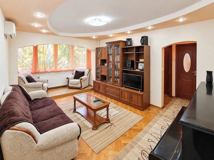Apartament cu 2 camere decomandat în Boul Roșu