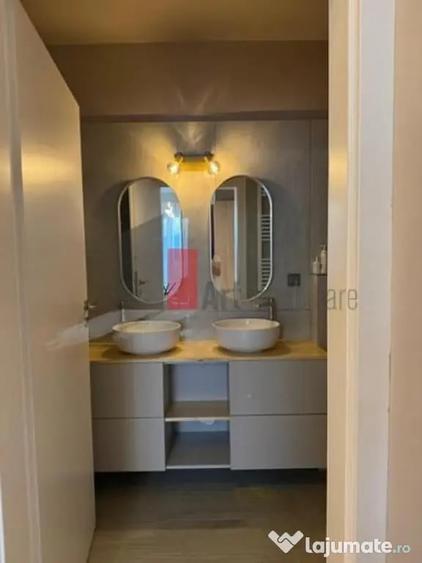 Apartament cu 3 camere semidecomandat în Politehnica