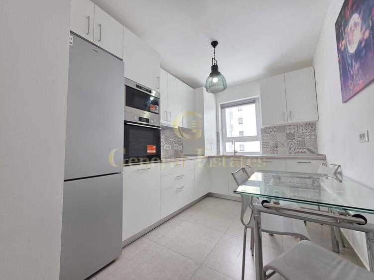 Apartament cu 3 camere în Tractorul