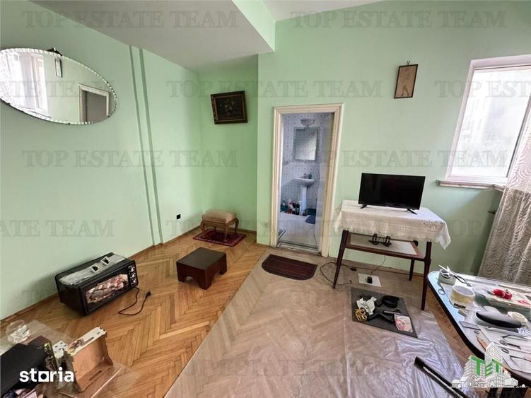 Casă cu 4 camere cu Teren 210 Mp în Dorobanți