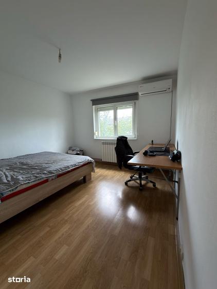 Apartament cu 3 camere în Lipovei