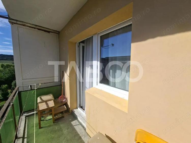 Apartament modern de inchiriat 3 camere balcon Cisnadie etajul 2 - 11