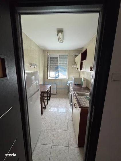 Apartament cu 2 camere în Baba Novac