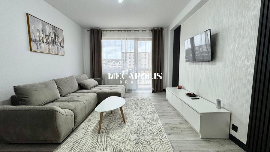 Apartament cu 2 camere decomandat în Tractorul — fotografia 1
