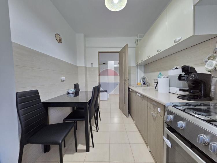Apartament cu 2 camere decomandat, mobilat în Ultracentral