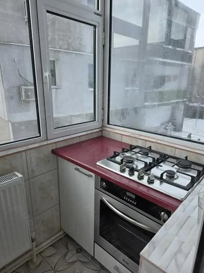 Garsonieră decomandată în CET