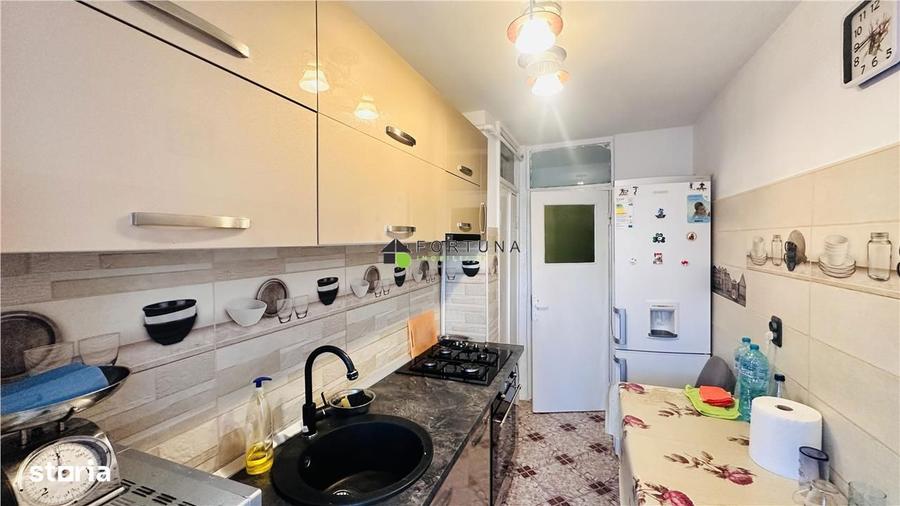 Apartament cu 3 camere decomandat în Central