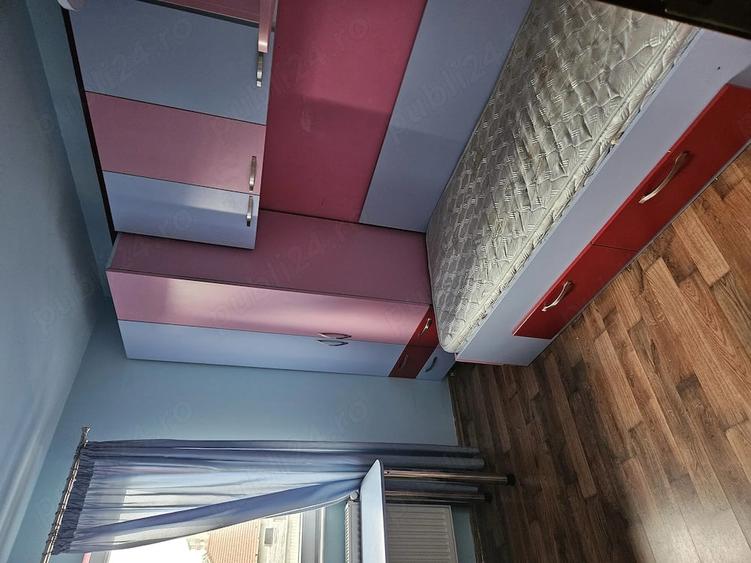 Apartament cu 3 camere semidecomandat în George Enescu