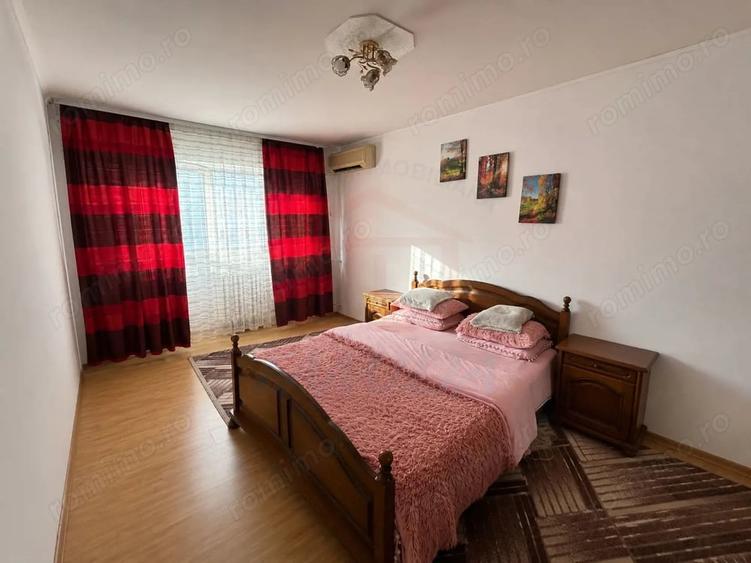 Garsonieră decomandată în Micro 20