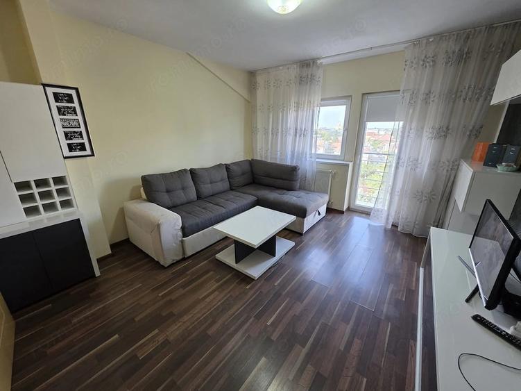 Apartament cu 2 camere semidecomandat în Șagului