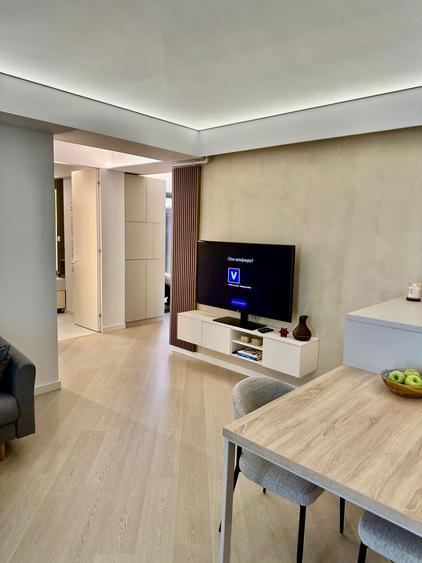 Apartament cu 3 camere decomandat, mobilat în Aviației