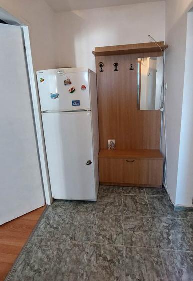 Apartament cu 2 camere decomandat în Iancului