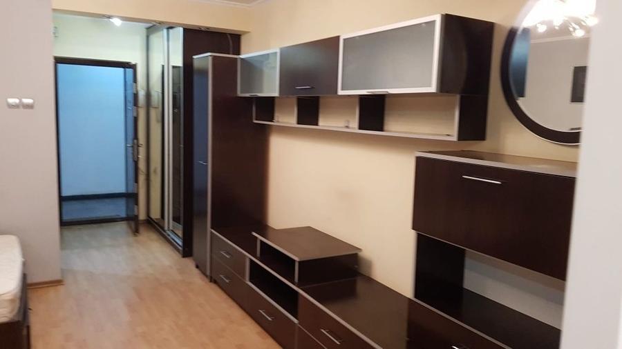 Garsonieră decomandată, mobilată în Titan