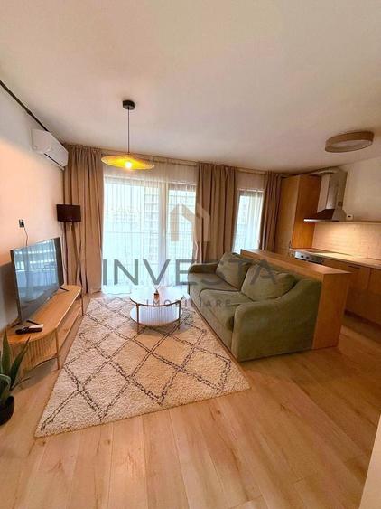Apartament cu 2 camere semidecomandat, mobilat în Zorilor
