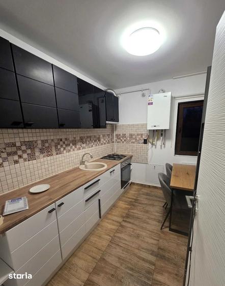 Apartament cu 2 camere decomandat în Nicolina