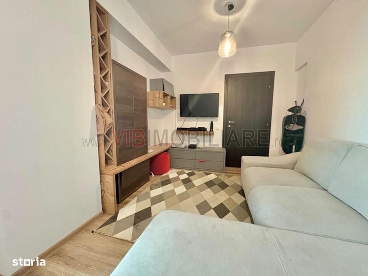 Apartament cu 3 camere decomandat în Păcii