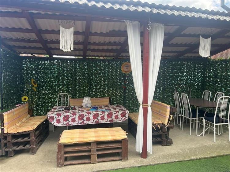 Casă individuală cu 3 camere cu Teren 2253 Mp în Josani (Măgești)