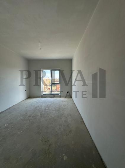 Apartament cu 2 camere semidecomandat în Moșnița Nouă