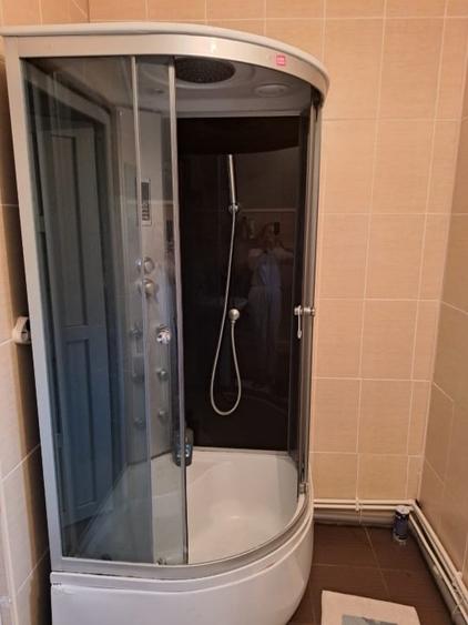Casă individuală cu 5 camere cu Teren 680 Mp în Burdujeni