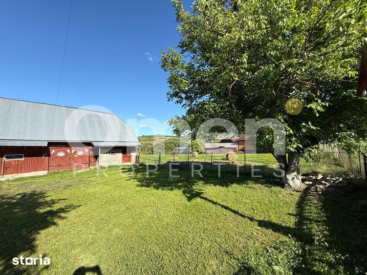 Casă cu 3 camere cu Teren 1129 Mp în Coroieni