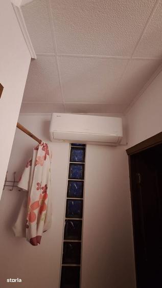 Apartament cu 3 camere în Sărărie