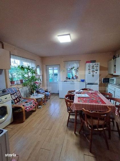 Casă cu 4 camere în Central