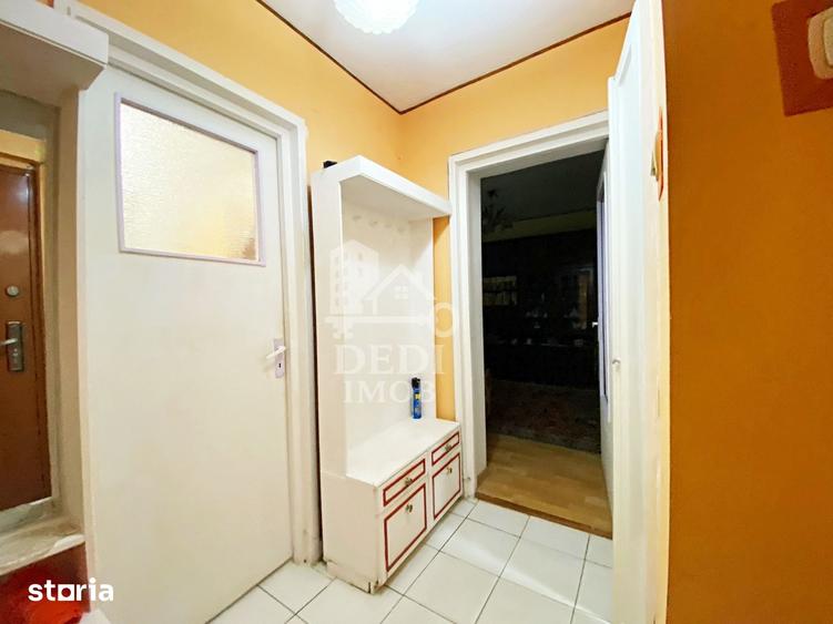 Apartament cu 2 camere semidecomandat în Rogerius