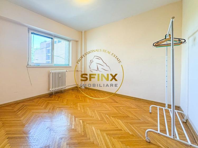 Apartament cu 4 camere decomandat în Dorobanți