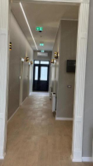 Casă cu 7 camere cu Teren 892 Mp în Central