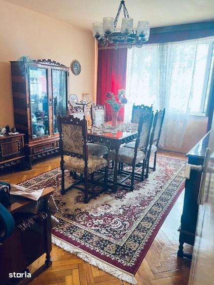 Apartament cu 2 camere decomandat în Circumvalațiunii