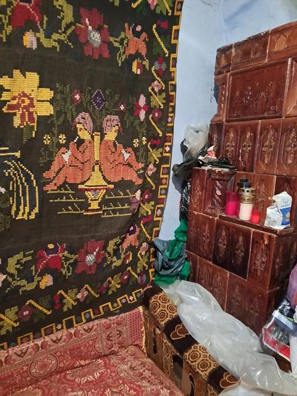 Casă cu 4 camere cu Teren 2500 Mp în Nicolae Bălcescu