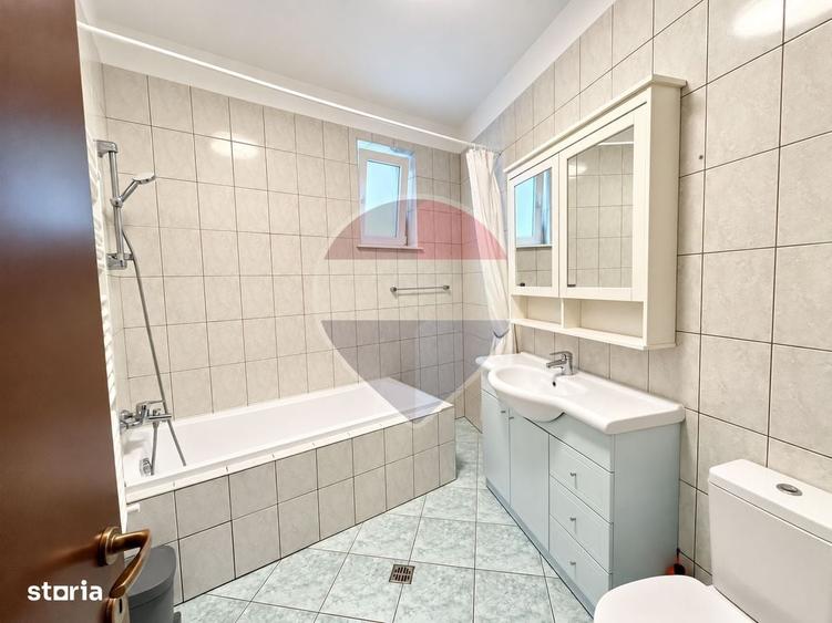 Apartament cu 4 camere în Central
