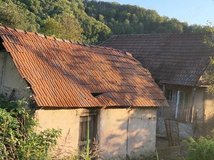 Casă cu 3 camere în Căpruța