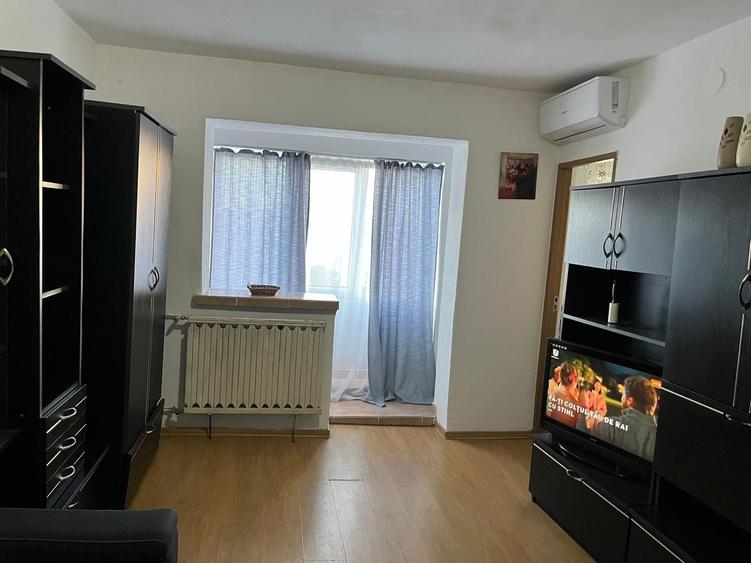 Garsonieră semidecomandată în Central