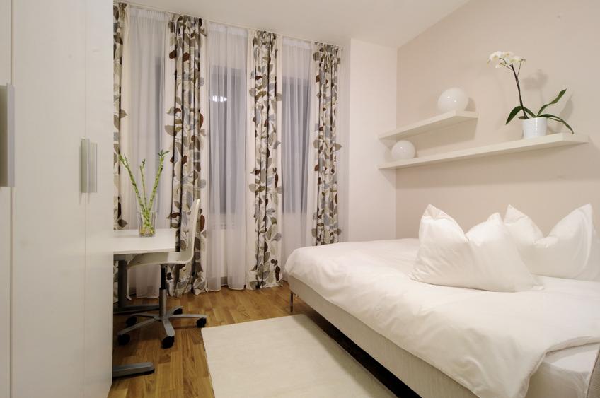 Apartament cu 3 camere, mobilat în Iancu Nicolae