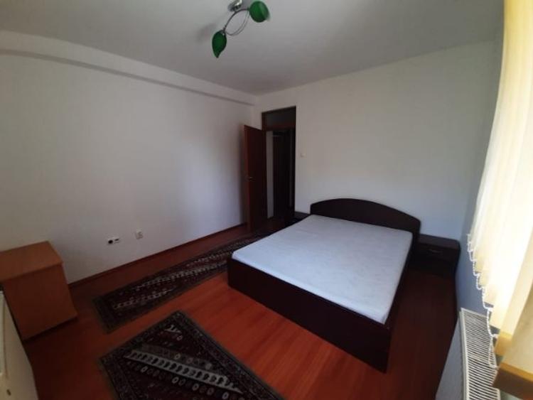Apartament cu 2 camere semidecomandat în Mărăști