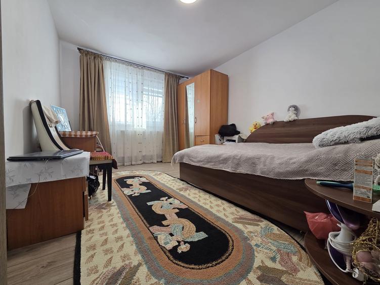 Casă cu 3 camere cu Teren 1259 Mp în Mihail Kogălniceanu