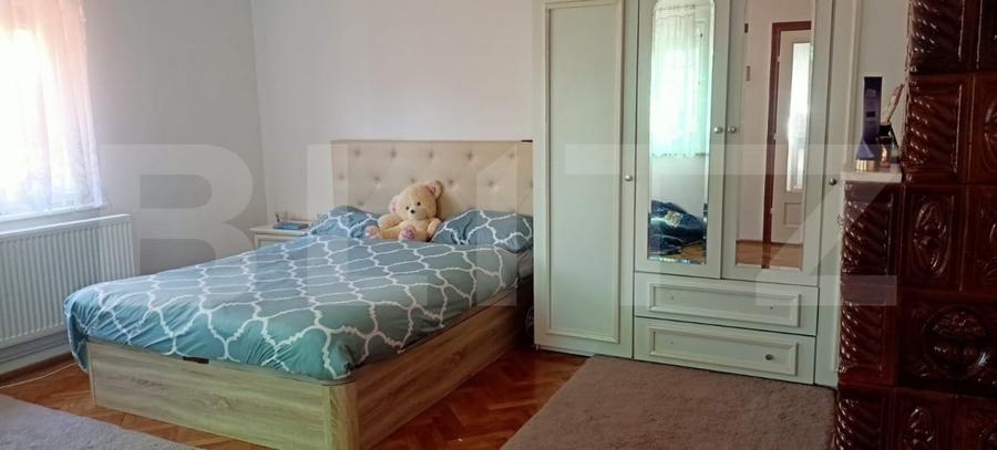 Casă individuală cu 5 camere cu Teren 860 Mp în Mera