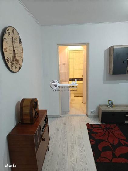 Apartament cu 2 camere semidecomandat, mobilat în Mircea cel Bătrân