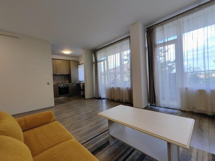 Apartament cu 2 camere decomandat în Dosu Bricii
