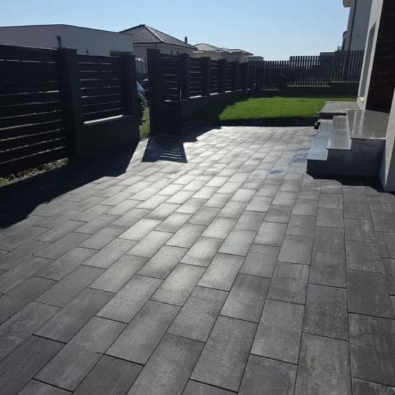 Casă cu 4 camere cu Teren 500 Mp în Chinteni