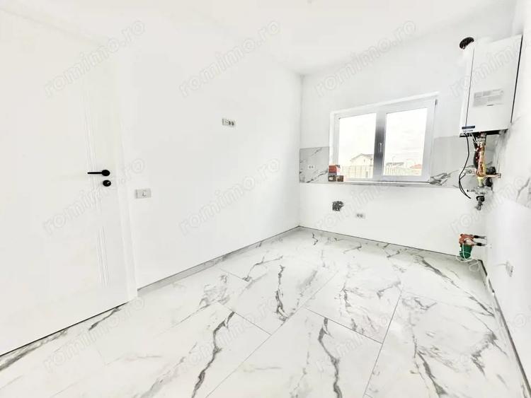 Casă cu 3 camere cu Teren 255 Mp în Moșnița Veche