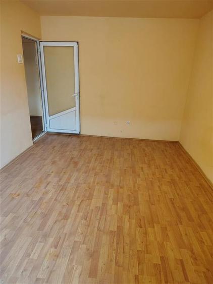Apartament cu 2 camere decomandat în Dorobanți