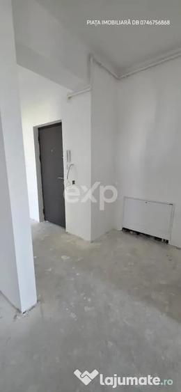 Apartament cu 3 camere decomandat în Nord