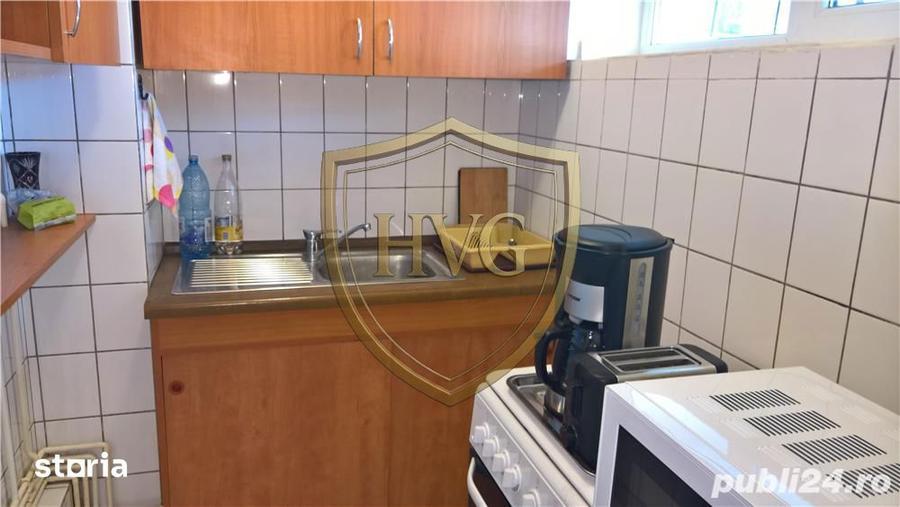 Garsonieră decomandată, mobilată în Eminescu