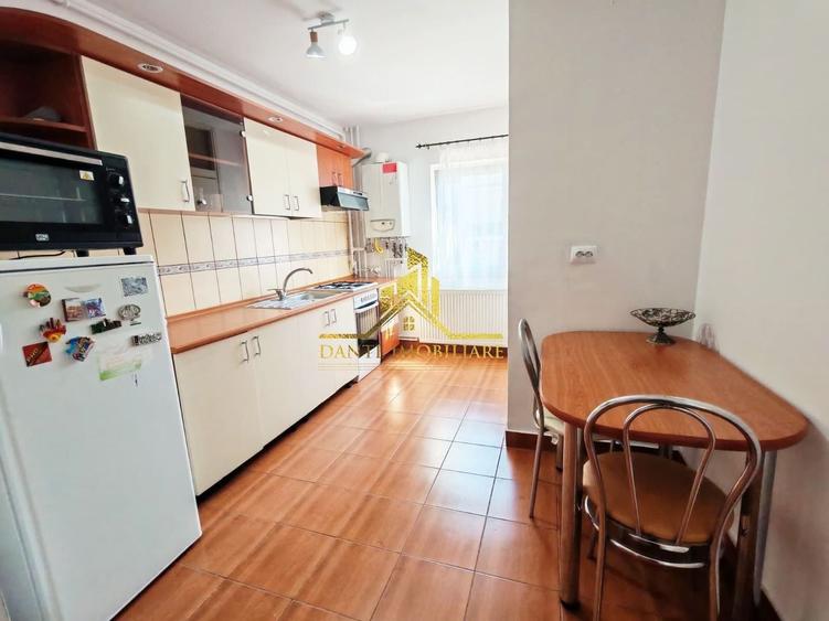 Apartament cu 2 camere decomandat, mobilat în Zorilor