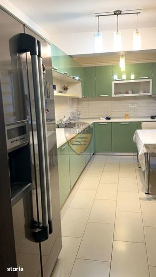 Apartament cu 4 camere decomandat în Tomis Nord
