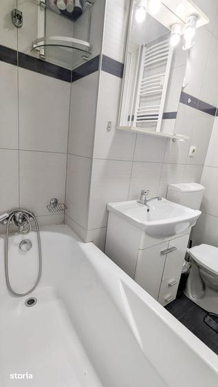 3 minute Metrou Dristor, Bloc Reabilitat, Garsoniera 30 mp, AC - 8