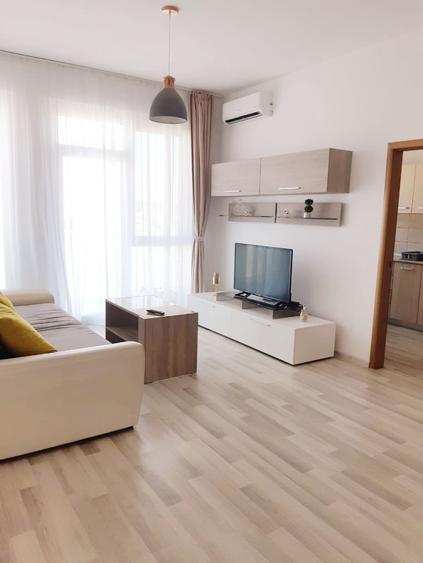 Apartament cu 2 camere semidecomandat în Central