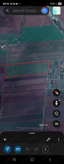 Teren de 43910 mp, în Hălchiu
